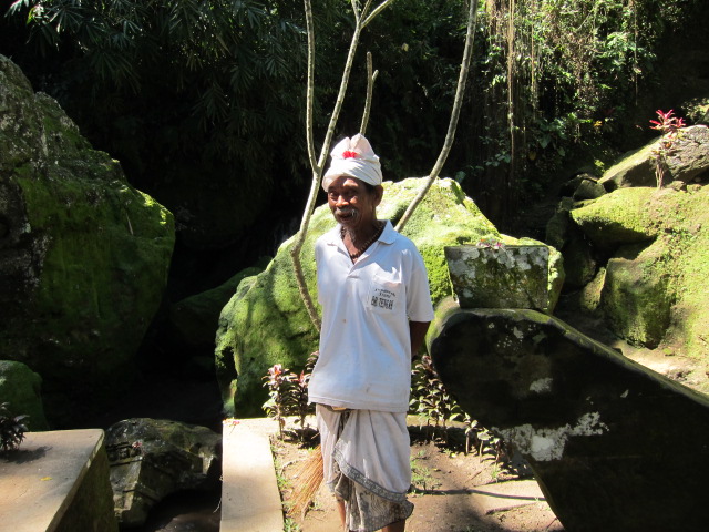 Пещера слона, Храмы Бали, достопримечательности Убуда
