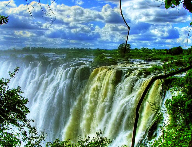 Водопад, водопада, время, является, Зимбабве, птиц, Моси-оа-Тунья, паводка, составляет, Замбии, Африки, парком, расположен, стороны, можно, реке, километров, национальным